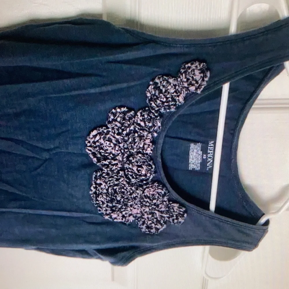 Flower patterned vest - Picture 2 of 4